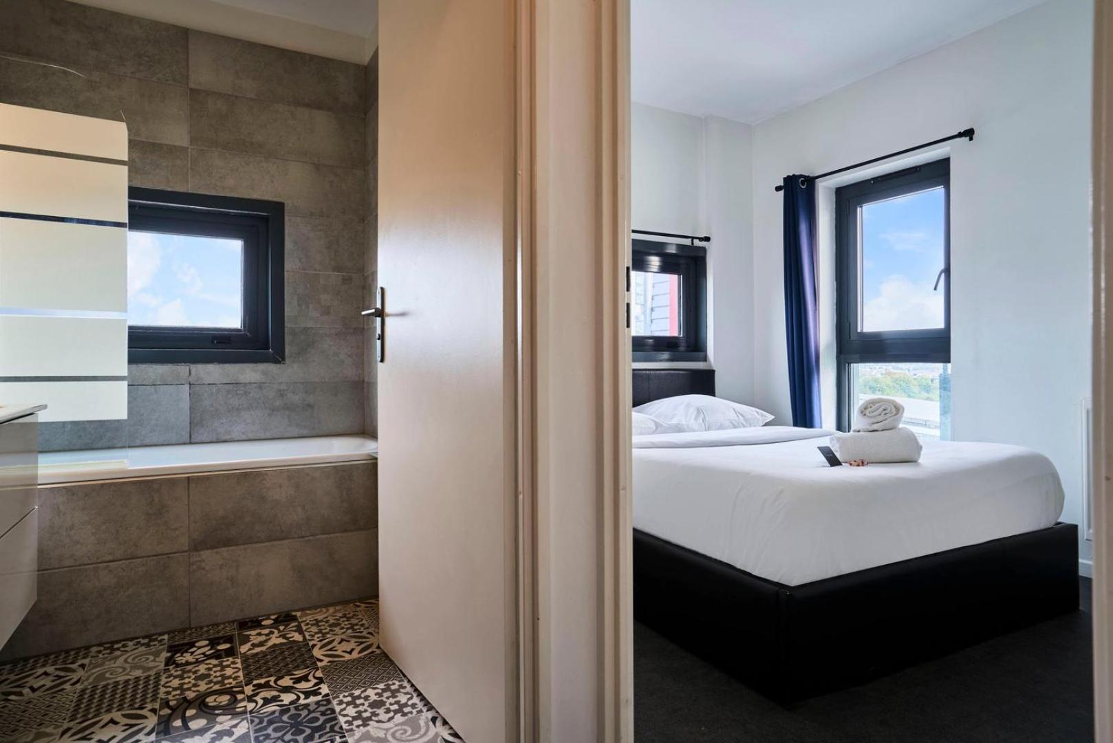 Euralille: With Balcony! Appartement *