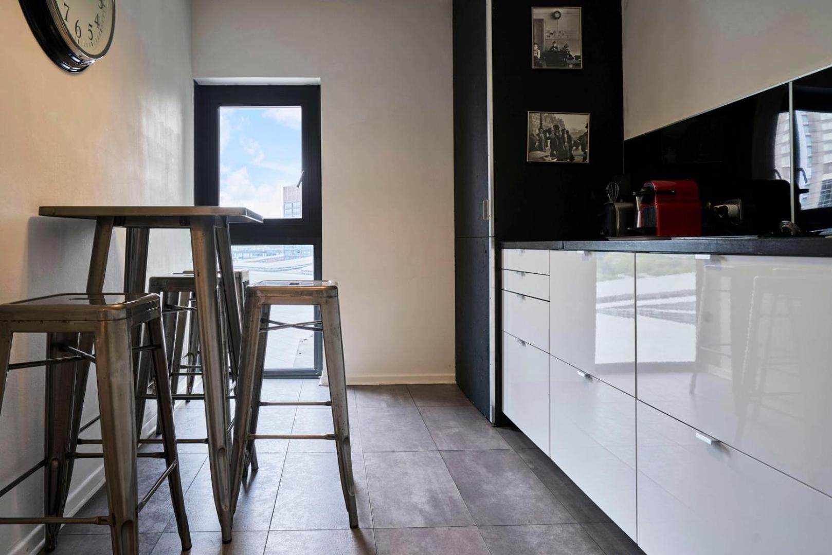 Euralille: With Balcony! Appartement *